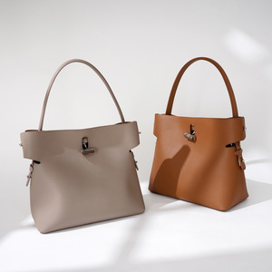<span class=keywords><strong>Sac</strong></span> <span class=keywords><strong>à</strong></span> <span class=keywords><strong>main</strong></span> en <span class=keywords><strong>cuir</strong></span> de luxe pour femmes, <span class=keywords><strong>sac</strong></span> seau fait <span class=keywords><strong>à</strong></span> la <span class=keywords><strong>main</strong></span>, sacs italiens en <span class=keywords><strong>cuir</strong></span>, sacs <span class=keywords><strong>à</strong></span> <span class=keywords><strong>main</strong></span> en <span class=keywords><strong>cuir</strong></span> véritable pour femmes, design célèbre - Product Image 2