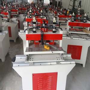 Machine à tenonner le bois à queue d'aronde à axe unique pour le fraisage de doigts de bois, multi-axes pour le travail du bois avec table coulissante - Product Image 4