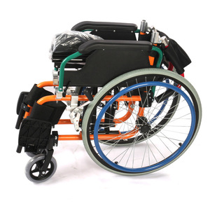 Fauteuil roulant pour enfants en alliage d'aluminium pliable léger portable pour usage domestique poussette manuelle - Product Image 4