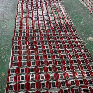 राजमार्ग रोड स्टड उठाया फुटपाथ मार्कर यातायात सुरक्षा चिंतनशील कास्ट बिल्ली आँख सौर रोड स्टड यातायात चेतावनी उत्पादों - Product Image 4