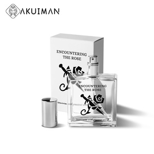 Botella de Perfume de Vidrio Cuadrada Transparente de Lujo con Tapa Plateada, Personalizable con Impresión, Aprobada por ISO9001 y Cumple con REACH, Juego de Regalo OEM - Product Image 1