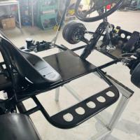 Kart à pédales haute performance avec moteur 4 temps de 212 cm³, freins hydrauliques à propulsion arrière, charge maximale de 200 kg, 50 km/h pour parc extérieur/piste de course