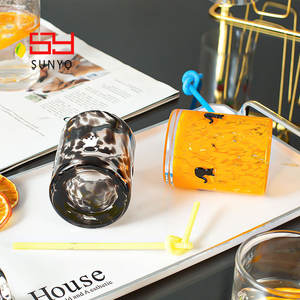 Verres à boire en verre transparents, réutilisables, faits à la main, avec des motifs de dessins animés de Noël SUNYO, adaptés aux aliments et compatibles lave-vaisselle - Product Image 1