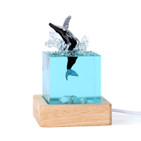 Sculpture en résine artisanale personnalisée, dauphin, baleine, océan, cube, lumière LED, veilleuse, décoration de bureau, ornement, cadeau pour la maison ou le bureau