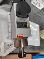 Moteur de gravure CNC 2,2 kW 18 000 tr/min avec boîtier carré et bride, personnalisé pour le travail du bois