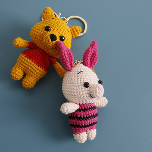 Ciondolo Portachiavi Fatto a Mano in Lana Lavorata all'Uncinetto a Forma di <span class=keywords><strong>Orsetto</strong></span> o Maialino Cartone Animato, Charm per Borsa Anime - Product Image 3