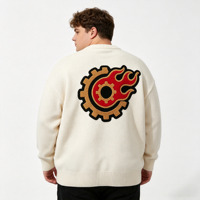 Pull-over en jacquard brodé blanc pur personnalisé pour hommes, idéal pour le printemps et l'automne.