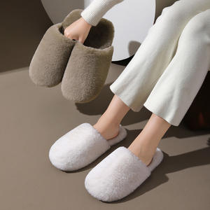 Pantoufles TPR de haute qualité en gros, pantoufles pour femmes, pantoufles en peluche et chaudes pour hommes, prix de gros - Product Image 2