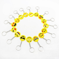 Porte-clés Emoji en PVC souple, pendentif visage de dessin animé pour sacs et clés de voiture, cadeau de fête, vente en gros