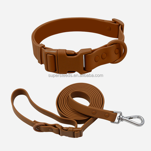 Juego de <span class=keywords><strong>collar</strong></span> y correa de PVC resistente para perros, estilo táctico impermeable ajustable para perros pequeños, medianos y grandes - Product Image 2