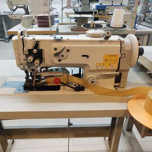 Mini máquina de coser de alta calidad <span class=keywords><strong>Emel</strong></span>, mecanismo de alimentación Manual de cama plana con formación de puntadas de bloqueo para costura y corte de agujeros de botones - Product Image 1