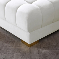 Ensemble de canapés en tissu Chesterfield modernes en forme de U avec design capitonné, fonction canapé-lit et pieds en métal pour hôtels et usage domestique