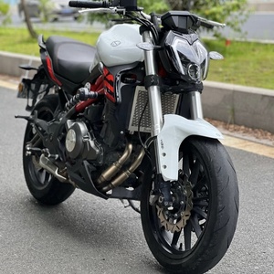 <span class=keywords><strong>Moto</strong></span> Naked Benelli BN302 300cc à Moteur Bicylindre en Ligne avec Son d'Échappement Riche, Idéale pour les Trajets Quotidiens - Product Image 4