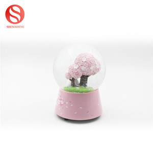 100mm estilo japonés resina <span class=keywords><strong>Rosa</strong></span> oriental Cerezo encantador conejo diseño agua nieve globo - Product Image 4