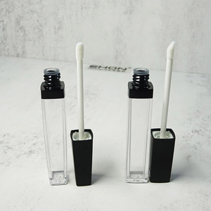 Emballage cosmétique carré OEM en gros, tubes à rouge à lèvres en plastique de 7,5 ml, contenants vides pour teinture à lèvres, logo personnalisé, bouchon à vis - Product Image 3