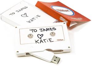 8GB 2.0 USB ổ đĩa <span class=keywords><strong>flash</strong></span> Trắng Đỏ Đen âm nhạc Quà Tặng Băng Cassette Bộ nhớ dính nhựa Ổ Đĩa Bút mới - Product Image 3