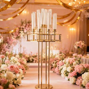 Candelabro de Lujo de 10 Brazos Dorado Moderno con Pantallas Acrílicas para Pasillo de Boda y Recepción - Product Image 5