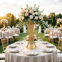 Support de fleurs en métal doré creux de luxe, pour mariage, table de desserts, piédestal pour événements, fêtes, célébrations, décoration