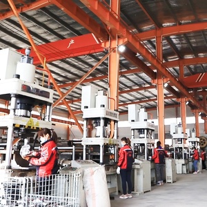 Katalysator Touareg Uitlaatsysteem Aftermarket Katalysator Motorspruitstuk Voor Volkswagen - Product Image 4