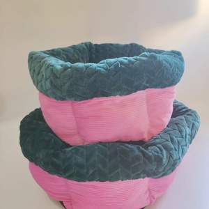 Groothandel Diepgezakte Pluche Huisdierenbedden Fabrieksdirect Verkoop Aangepaste Kleur Gezellige Ronde Huisdierennest voor Katten & Honden Bulkbestelling - Product Image 1