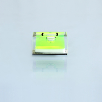 YJ-HG142234 YIJIATOOLS Mini niveau à bulle en ABS pour cadre photo, haute précision 0,03% -20°C~80°C DIA22*14*34MM Conforme ROHS