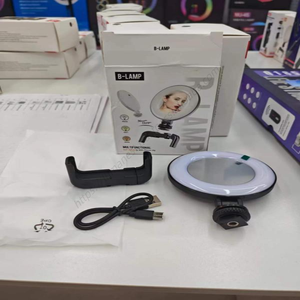 Lámpara LED Recargable para Selfies con Espejo, Fácil de Transportar, con Clip para Teléfono, Venta al Por Mayor, Nuevo - Product Image 3