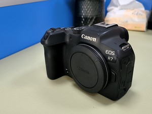กล้องปืนใหญ่กล้อง EOS R7 32.5MP กล้องมิลเลอร์เลสสำหรับการถ่ายภาพระบบนิเวศ/การถ่ายภาพนก - Product Image 1
