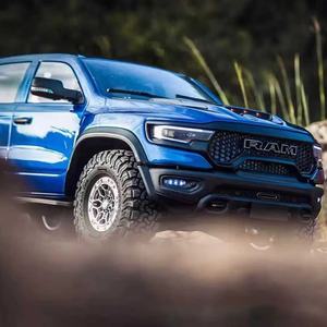 Traction Hobby KM 1/8 Échelle Dodge RAM 1500 Modèle de <span class=keywords><strong>voiture</strong></span> télécommandée RC Rock Crawler RTR Pick-up 4x4 Brushless - Product Image 5