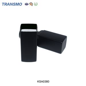 Envases para Lápiz Labial, Envases Negros Personalizados con Etiqueta, Tubos en Forma de Corazón para Bálsamo Labial y Lápiz Labial Dorado - Product Image 3