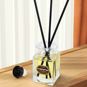 Classic <b>Square</b> Clear Glass Reed Diffuser Rattan Stick Aromatherapy Air Freshener For Home Hotel Decor - Product Image 2