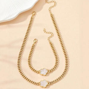 Wholesale Women's Bohemia Gold Plated Cuban Chain <b>Bracelet</b> Necklace <b>Set</b> Lucky Clover Flowers for Weddings Engagements Jewelry - Product Image 1