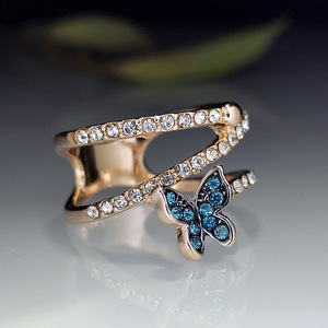Anello a forma di farfalla blu per donna, anello creativo alla moda - Product Image 5