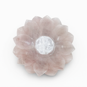 Hermosas tazas de cuarzo rosa talladas a mano con diseño de loto - 7 pulgadas de diámetro y 600 g (1.3 lb) - SOLO UNA TAZA - Product Image 2