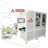 Machine de collage de semelles de chaussures entièrement automatique intelligente SHENGDA pour baskets en cuir avec brevets exclusifs, robot de pulvérisation de colle