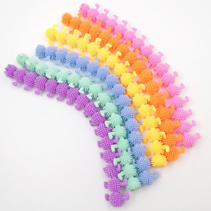 Produit transfrontalier très demandé : Jouet de décompression en caoutchouc souple série TPR, modèle Halloween Vent Noodles et Lala Le en forme d'arête de poisson, en vrac pour usine - Product Image 4