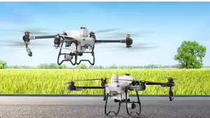 Global Version Agras T50 <b>DRON</b> for DJ T50 T40 T30 T20P Agriculture <b>Dron</b> Spraying Payload Sprayer T50 Farmer UAV Generator - Product Image 6