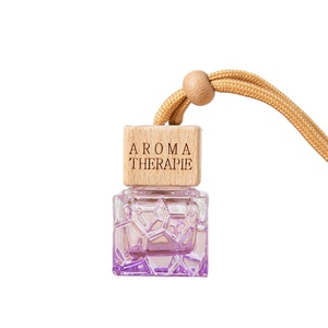 Botella Difusora de Perfume para Auto, de Vidrio Cuadrado Esmerilado Morado, Reciclable, de 8 ml, para Aceites Esenciales - Product Image 6