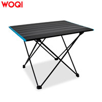 Table pliante portable légère WOQI pour l'extérieur avec plateau rigide en aluminium pour les plages, la navigation de plaisance, le camping et plus encore