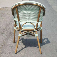 Chaise double à dossier en rotin PE et aluminium, style décontracté, pour terrasse extérieure, hôtel et gîte, modèle tendance