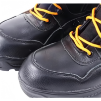 Bottes de pompier et de sauvetage d'urgence, tige en cuir, antistatiques, résistantes aux perforations, résistantes à la chaleur, embout en acier, semelle renforcée