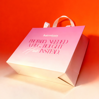 Sac en papier de luxe fait main de la meilleure qualité, promotion de marque, imprimé à l'écran avec un ruban accessoire pour l'emballage des lunettes