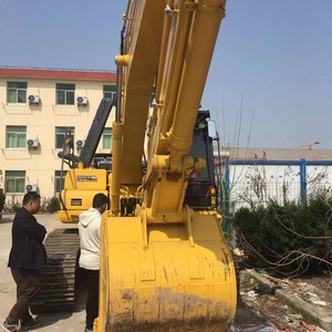 Alquiler de Excavadora Komatsu PC220, Equipo de Construcción de Uso Pesado - Product Image 2