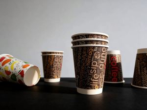 Gobelets en papier jetables à double paroi de haute qualité de 8 oz avec couvercle, gobelets pour vente automatique à emporter - Product Image 4