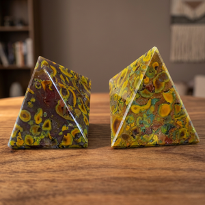 Venta al por mayor de pirámides de jaspe Picasso a granel naturales estilo Feng Shui piedras preciosas talladas rocas minerales artesanías decorativas para Reiki - Product Image 3