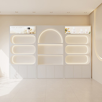 Meuble de présentation haut de gamme personnalisé en bois pour salon de beauté, cosmétiques et maquillage – Design moderne, durable et écologique