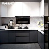 Solution de cuisine moderne tout-en-un simple : Unités de meubles modulaires en panneaux mélaminés avec robinet et charnière en verre pour appartement