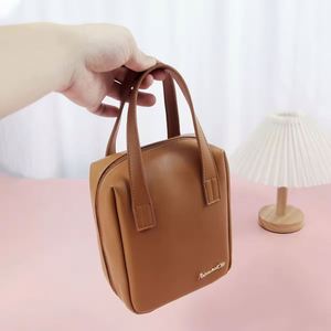 Sac de toilette de voyage en cuir imperméable de luxe rose pour femmes avec logo personnalisé, grande capacité, pour cosmétiques et maquillage - Product Image 5