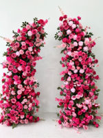 Susunan Bunga Hydrangea Cantik di Atas Lengkungan, Bunga Hydrangea Sutra Warna Pink Lembut dan Putih, Bola Bunga sebagai Centerpiece, Latar Belakang Pernikahan, Dekorasi Bunga