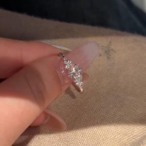 Anillo de Diamante de Moissanita con Diseño de Copo de Nieve de Plata de Ley S925, con Circonita Exquisita de Alta Gama, Anillo Brillante con Sensación de Lujo - Product Image 4