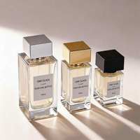 Flacon de parfum de luxe 30ml 50ml 100ml, flacon pulvérisateur en verre vide, couvercle carré en bois, rechargeable, boîte personnalisée couleur, bouchon en caoutchouc